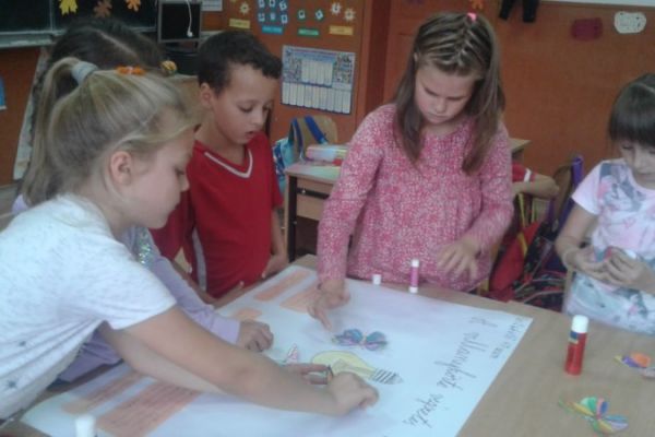 2-osztaly-690ADEAD0-A22E-78CA-7BB2-66E5E6777C5C.jpg