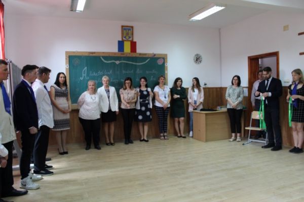 img-84691F7FC481-F270-9373-A87D-F44D17B4163D.jpg
